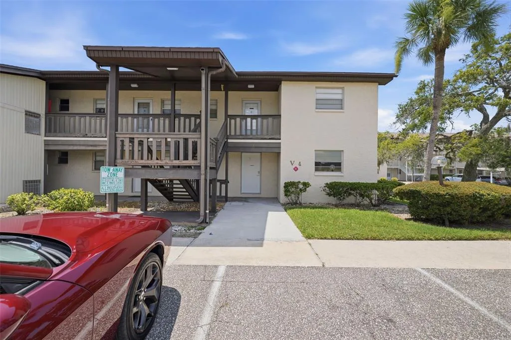 Gulf Harbors Condo