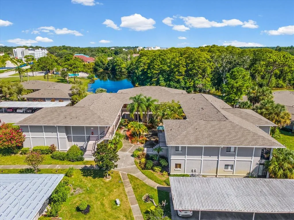 Country Oaks Condo