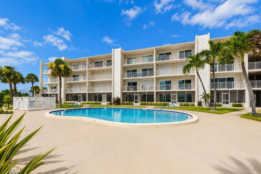 Point Pass-a-grille Condo