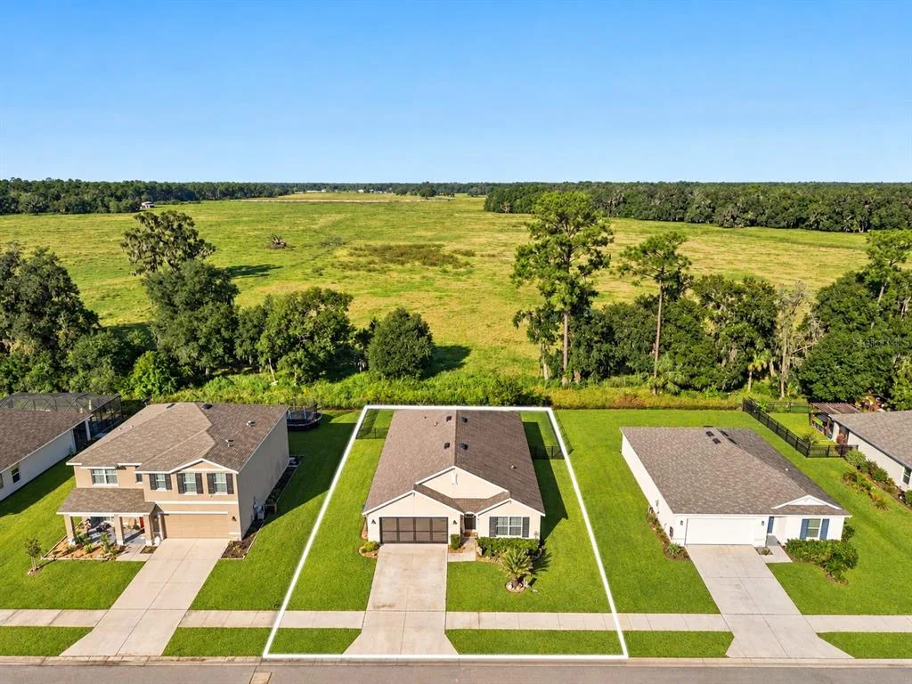 Hernando Oaks