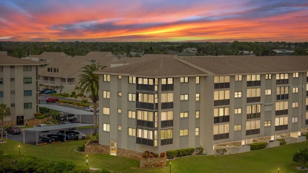 Sand Pebble Pointe Condo 01 Amd